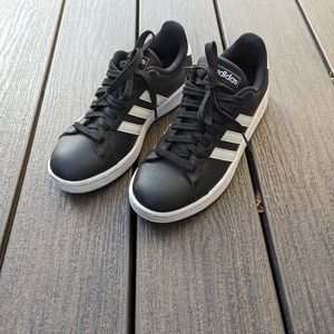 Adidas Grand Court 2.0 Cloud Foam Core Black & White Women's Sz 6.5